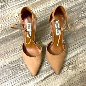 Steve Madden tan heels